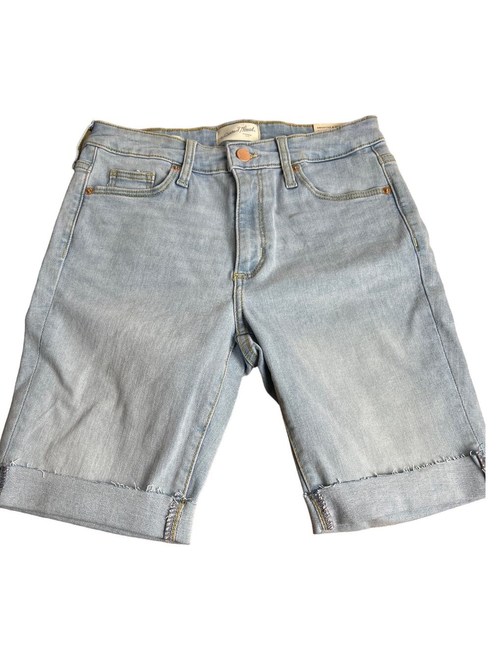 Universal Thread Women's High-Rise Light Wash Bermuda Jean Shorts - Size 2 - NWT